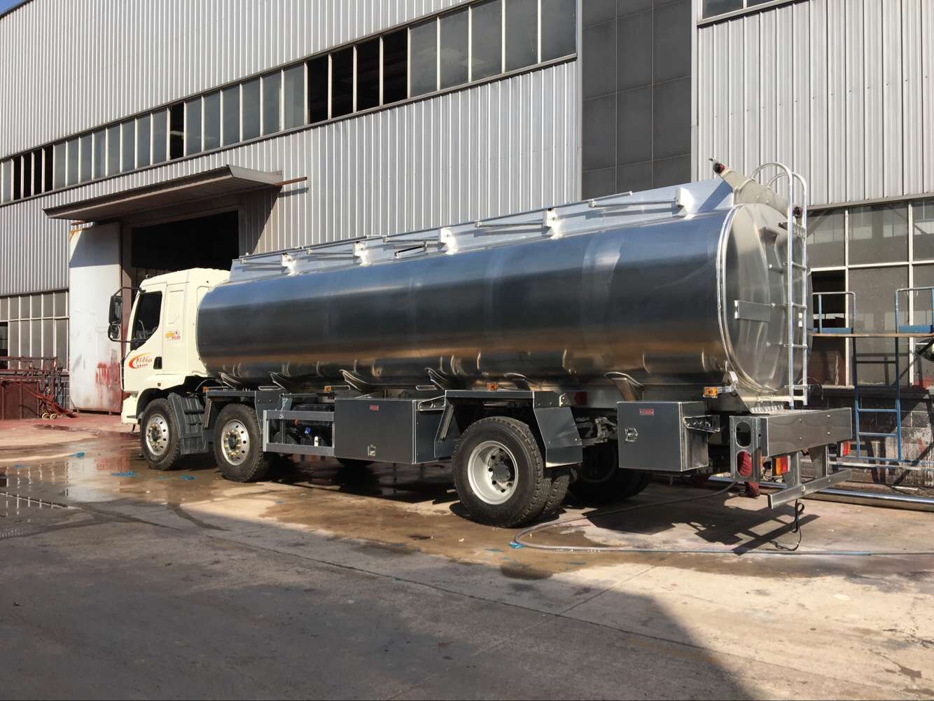 �|�L����С���S�X�Ͻ��͹�܇�DƬ