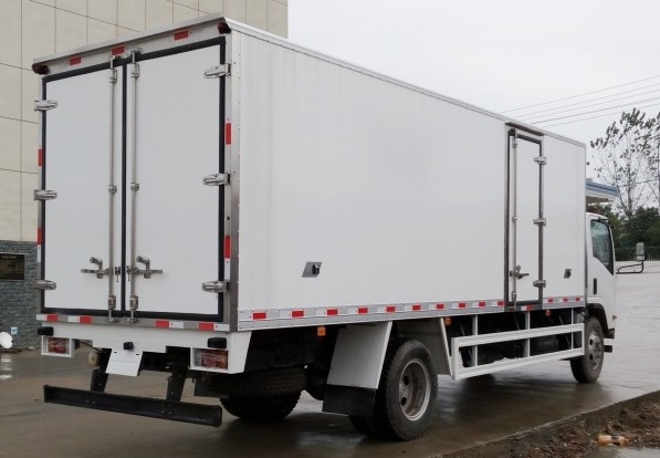 �c���ʮ�700P����6.8�����܇