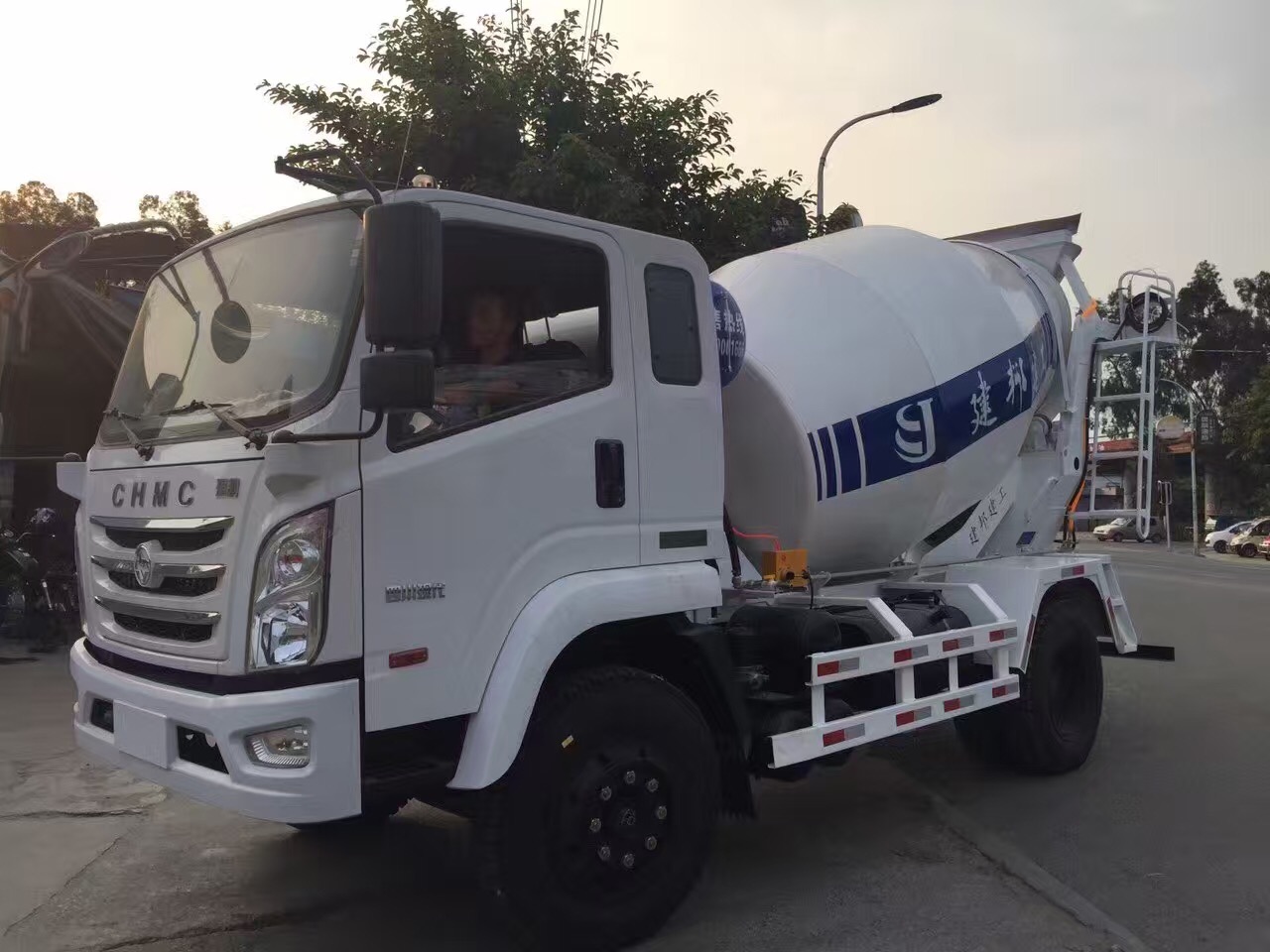 �F�����E����܇