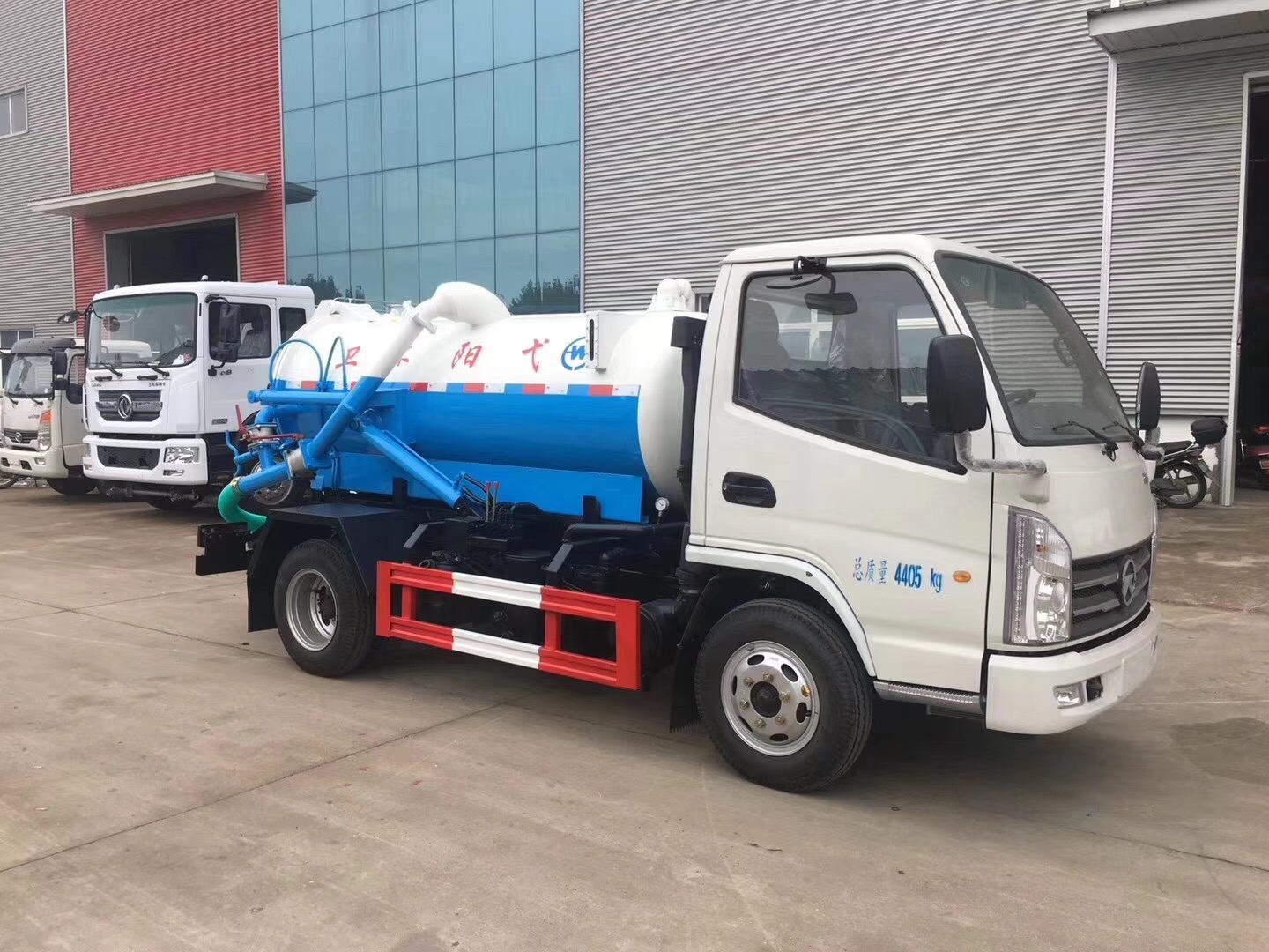 �P�R�{��2������܇�DƬ