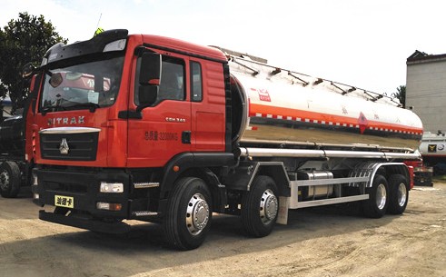 �����ǵ¿�ǰ�ĺ���X�Ͻ��͹�܇�DƬ