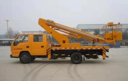 16����s�۸߿����I܇�DƬ