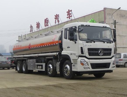 �����|�L����ǰ�ĺ���X�Ͻ��͹�܇�DƬ