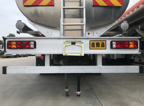 �X�Ͻ��͹�܇��(li��n)LED��β��