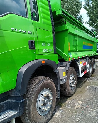 �����������TXС�Ę�����܇��440�R������LNG��Ȼ�⣬�����ƣ�