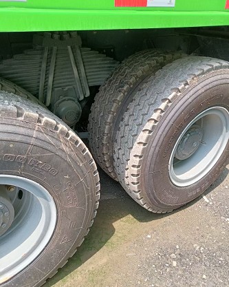 �����������TXС�Ę�����܇��440�R������LNG��Ȼ�⣬�����ƣ�