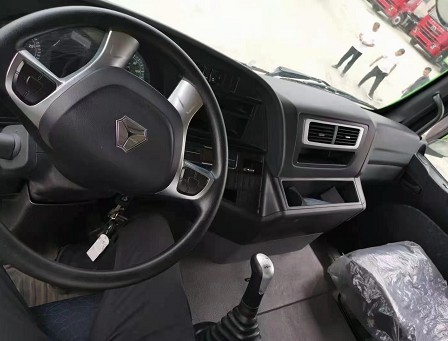 �����������ǵ¿�ǰ�ĺ����ж܇