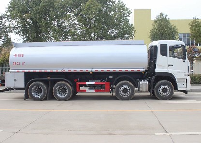 國(guó)六東風(fēng)天龍前四后八普通液體運(yùn)輸車圖片 國(guó)六東風(fēng)天龍前四后八普通液體運(yùn)輸車圖片