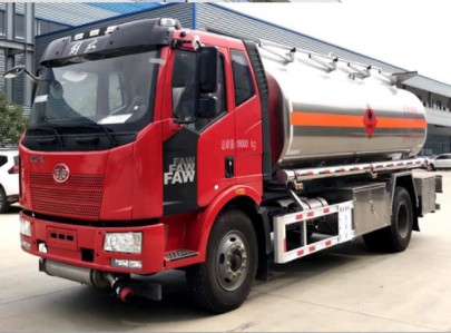 解放J6單橋鋁合金油罐車 解放J6單橋鋁合金油罐車
