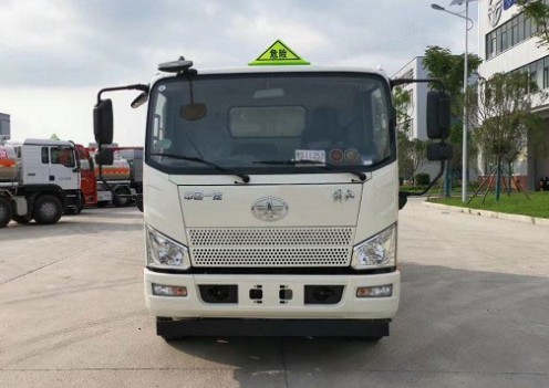 һ�����u���J6F-6���w�C����܇�DƬ