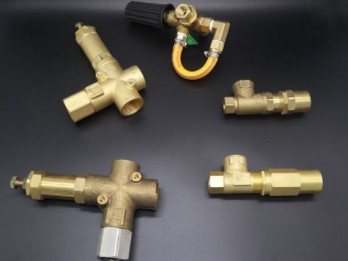 ��(li��n)�h(hu��n)�l(w��i)܇(ch��)ж���y�Ͱ�ȫ�y