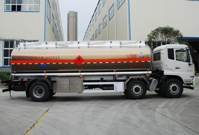 國六東風(fēng)天錦25方油罐車 國六東風(fēng)天錦25方油罐車