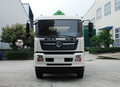 國六東風(fēng)天錦25方油罐車 國六東風(fēng)天錦25方油罐車