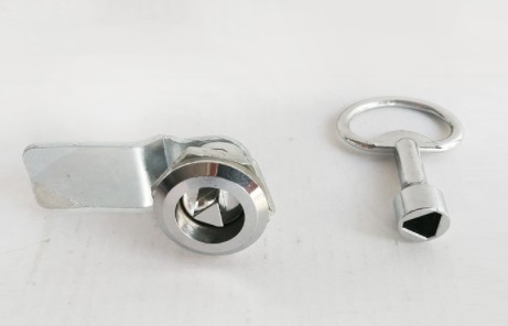 ����耳��i �T�i�_�P