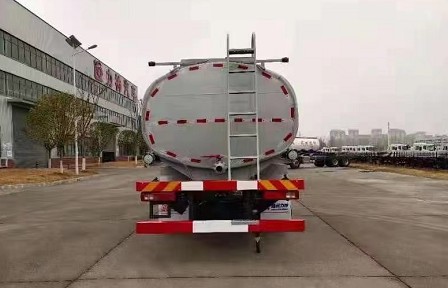 ����30���t�rǰ�ĺ��400�R����Һ܇