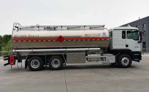 �����ǵ¿����p��15���͹�܇