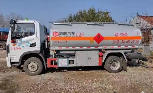 ����8.2���͹�܇��ɽ�|�H������