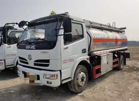 ����8������܇�������S������