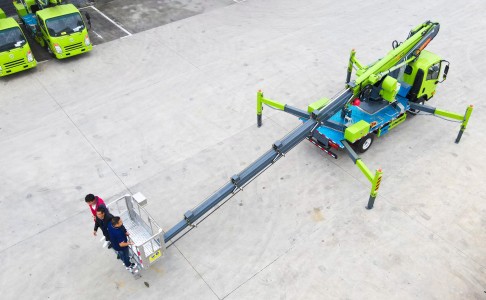 ���\�{��30�׸߿����I܇