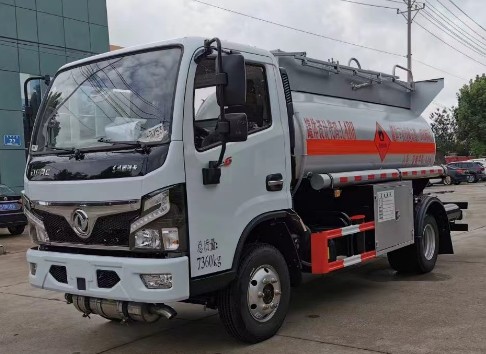 東風小多利卡4.6方易燃液體罐式運輸車_潤知星牌SCS5070GRYEQ6型易燃液體罐式運輸車 東風小多利卡4.6方易燃液體罐式運輸車_潤知星牌SCS5070GRYEQ6型易燃液體罐式運輸車