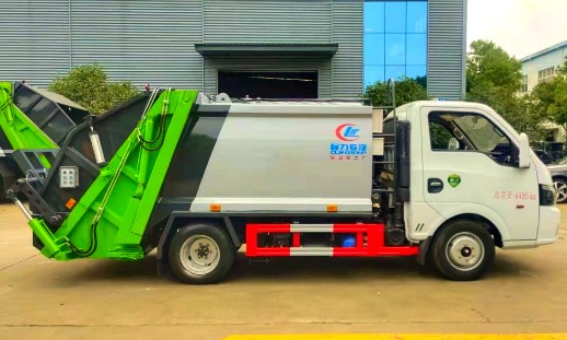 �|�L;��4.5���{�Ɖ��s����܇