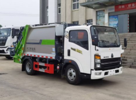 王力壓縮垃圾車(chē)廠家_5.8方重汽豪沃藍(lán)牌壓縮垃圾車(chē)價(jià)格 王力壓縮垃圾車(chē)廠家_5.8方重汽豪沃藍(lán)牌壓縮垃圾車(chē)價(jià)格