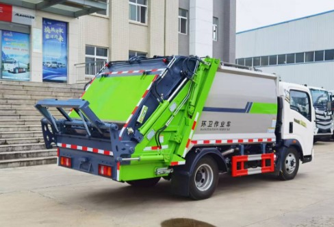 王力壓縮垃圾車(chē)廠家_5.8方重汽豪沃藍(lán)牌壓縮垃圾車(chē)價(jià)格 王力壓縮垃圾車(chē)廠家_5.8方重汽豪沃藍(lán)牌壓縮垃圾車(chē)價(jià)格