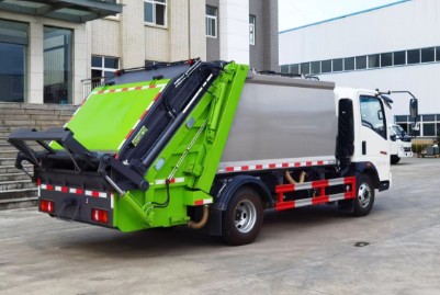 ����8�����s����܇_��������8�����s����܇