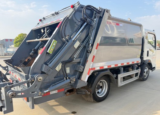 ������������5.8�����s����܇_�����{��5.8�����s����܇