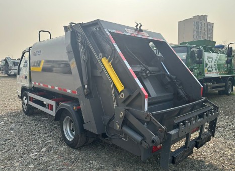 ���ָ���С��֮��3���s����܇_���ָ����{��5.8�����s����܇